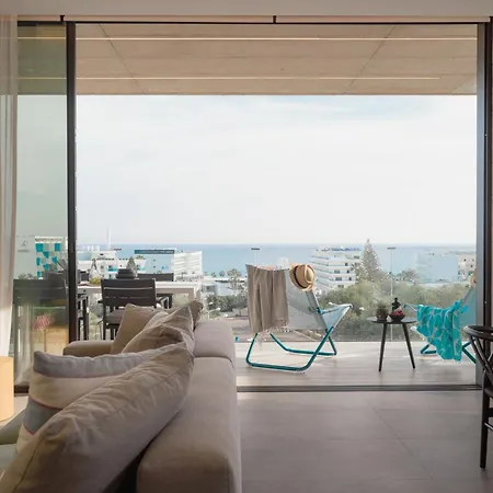 Eden Seaview Apartment